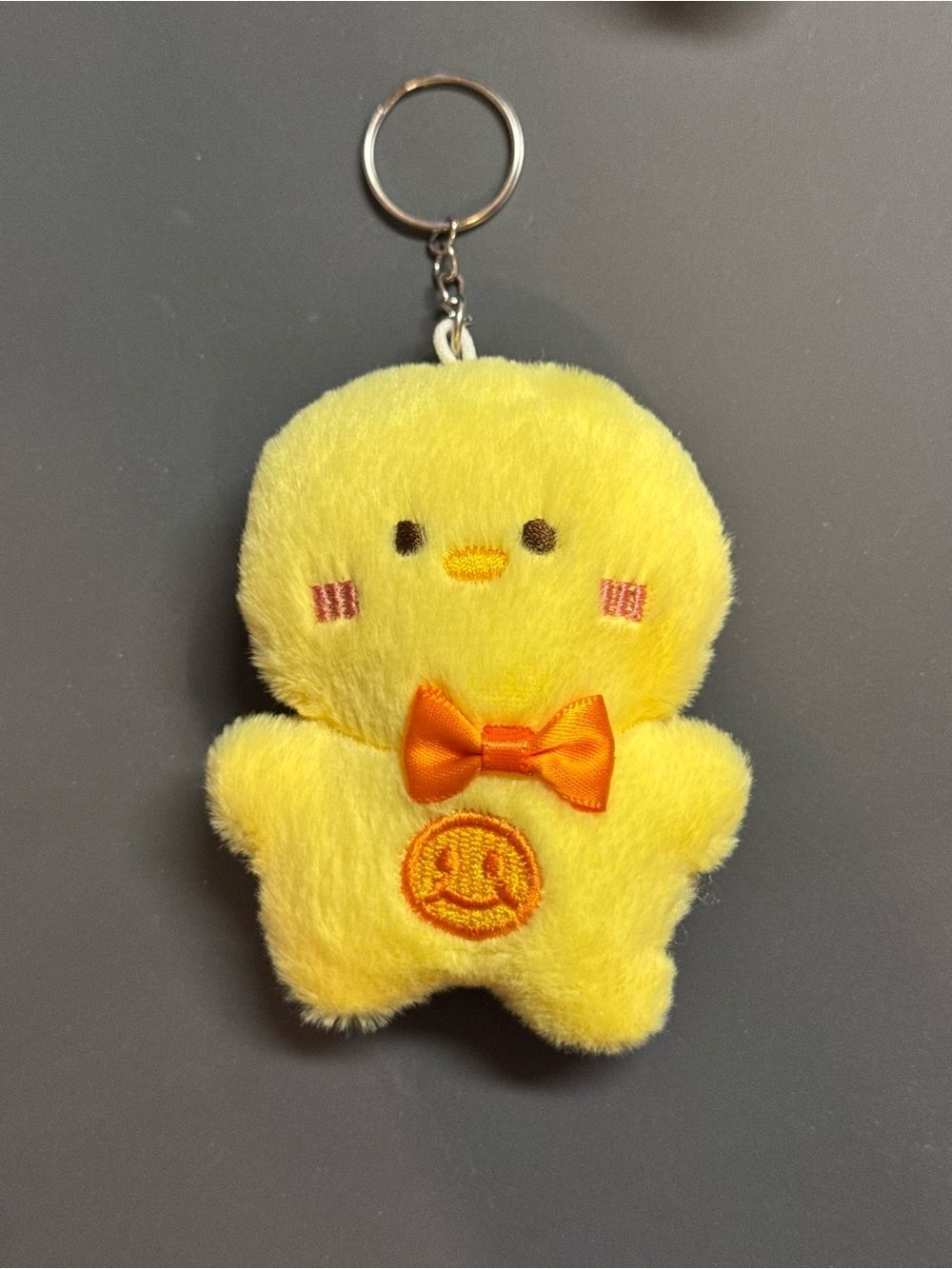 NIP Cute Yellow Duck Chick Plush Keychain Bag Charm Bowtie Smiley Kawaii Gift